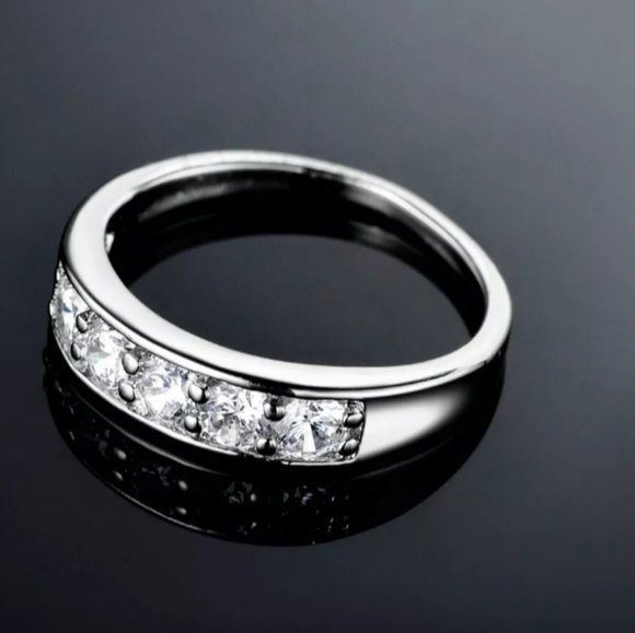 18K White Gold Sapphire Promise Engagement Ring - Picture 2 of 4